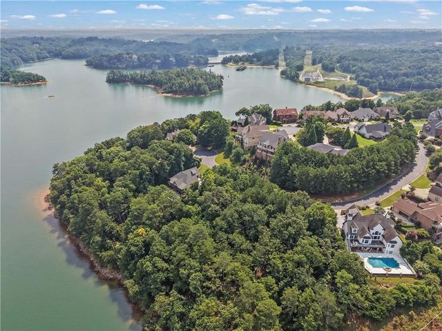 2789 NE Point Overlook, Gainesville, GA 30501