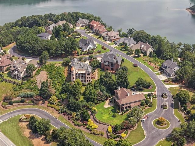 2789 NE Point Overlook, Gainesville, GA 30501