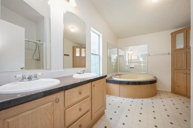 2470 Buffalo Hill Rd, Georgetown, CA 95634
