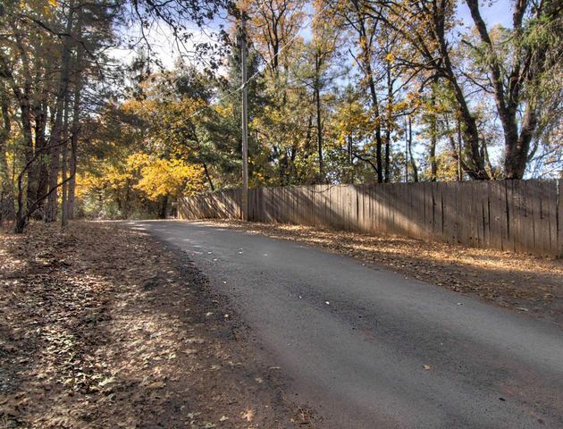 2470 Buffalo Hill Rd, Georgetown, CA 95634