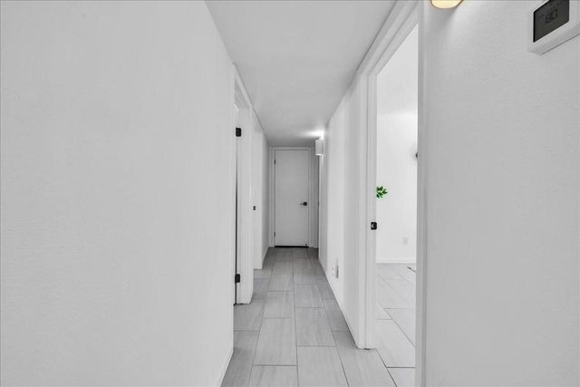 1110 E Vista Chino Rd, Palm Springs, CA 92262