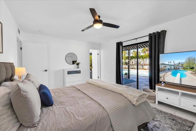 1110 E Vista Chino Rd, Palm Springs, CA 92262