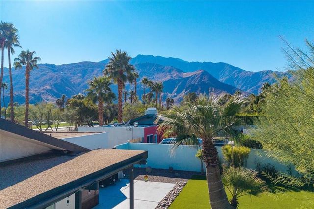 1110 E Vista Chino Rd, Palm Springs, CA 92262