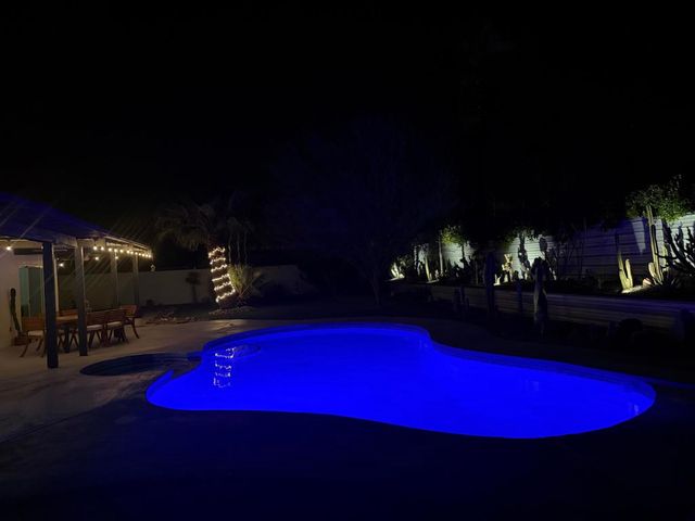 1110 E Vista Chino Rd, Palm Springs, CA 92262