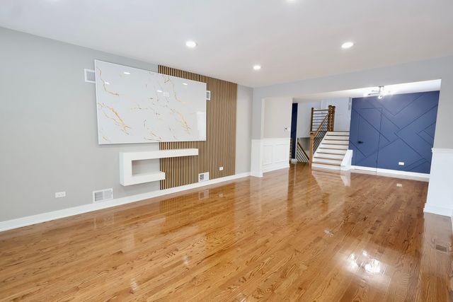 306 Escanaba Avenue, Calumet City, IL 60409