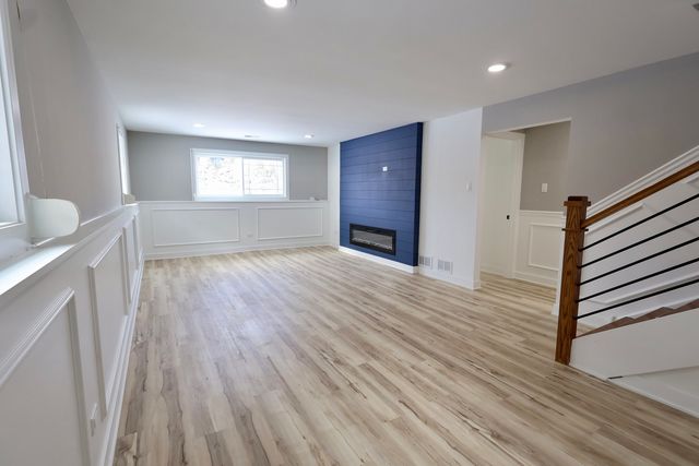 306 Escanaba Avenue, Calumet City, IL 60409