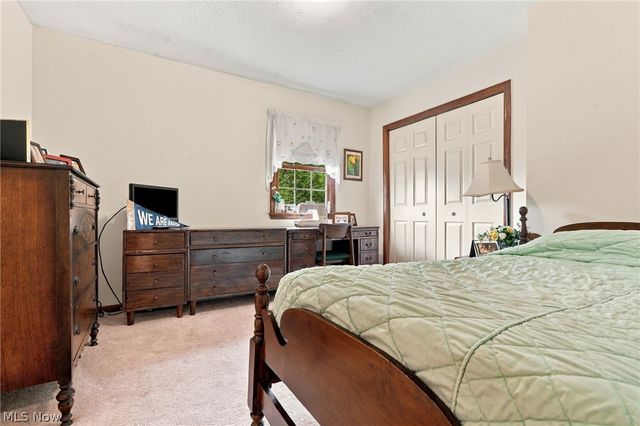 8433 Hearth Circle NW, Massillon, OH 44646