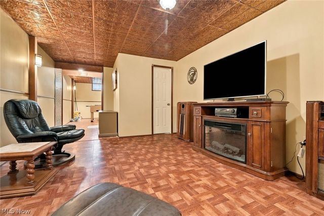 8433 Hearth Circle NW, Massillon, OH 44646