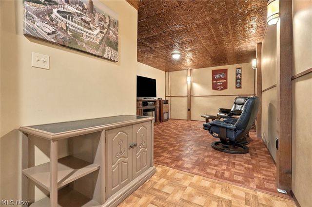 8433 Hearth Circle NW, Massillon, OH 44646