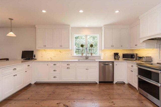 25 Boylston Dr, Edgartown, MA 02539