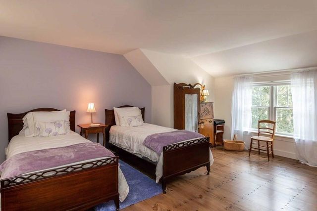 25 Boylston Dr, Edgartown, MA 02539