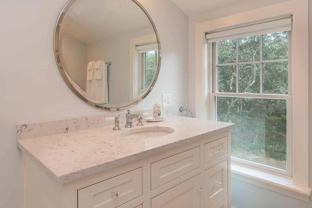 25 Boylston Dr, Edgartown, MA 02539