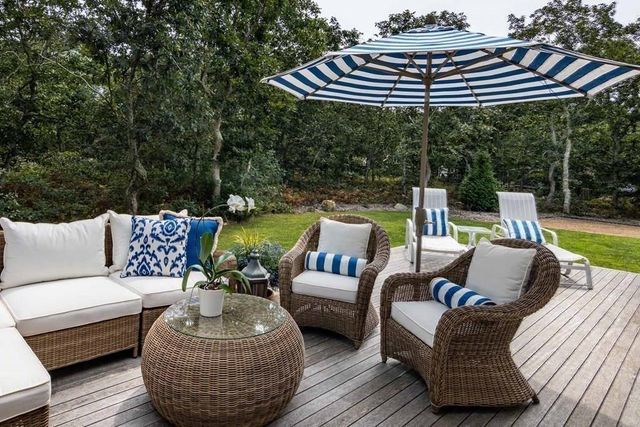 25 Boylston Dr, Edgartown, MA 02539