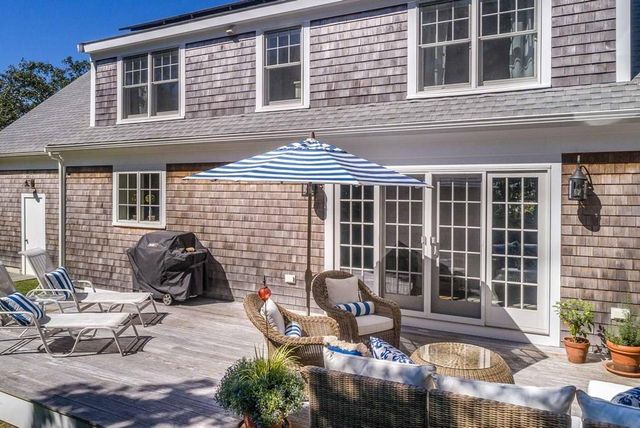 25 Boylston Dr, Edgartown, MA 02539