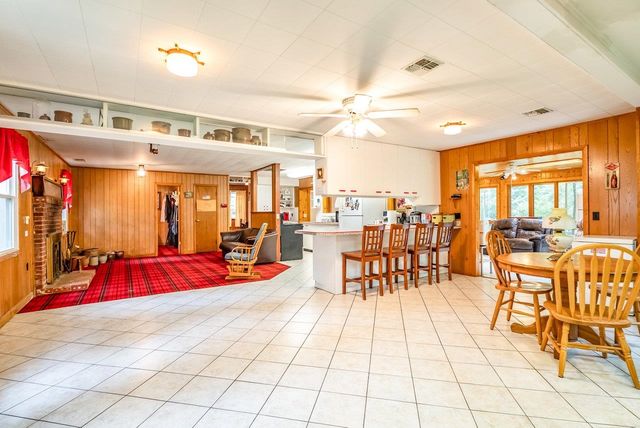 10523 UNION SPRINGS RD, Dayton, VA 22821