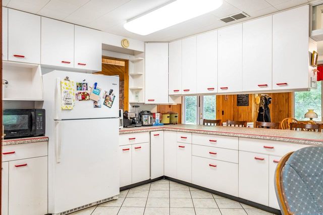 10523 UNION SPRINGS RD, Dayton, VA 22821