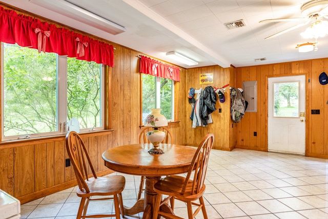 10523 UNION SPRINGS RD, Dayton, VA 22821