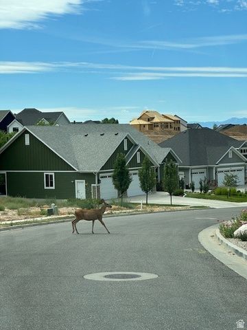 1237 E AMARYLLIS WAY, Layton, UT 84040