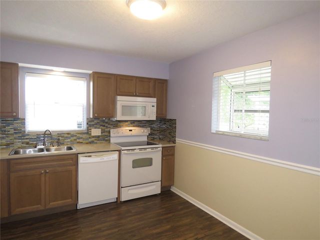 418 NARVAEZI STREET, Venice, FL 34285