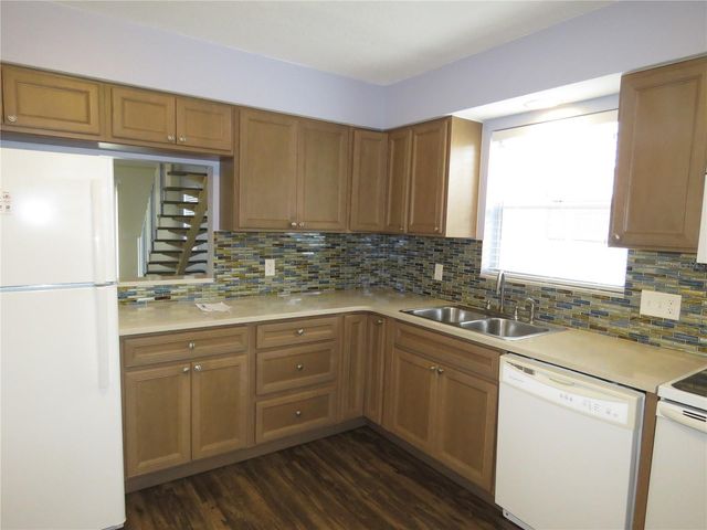 418 NARVAEZI STREET, Venice, FL 34285