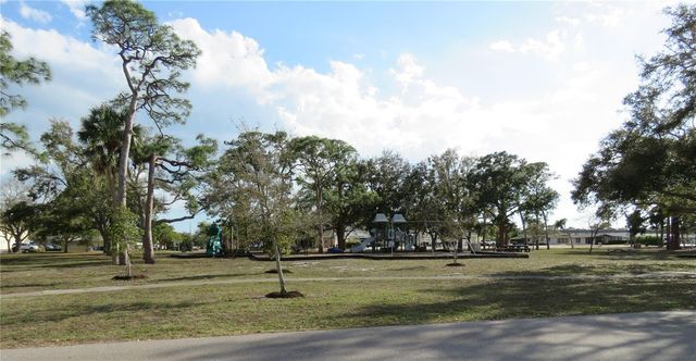 418 NARVAEZI STREET, Venice, FL 34285