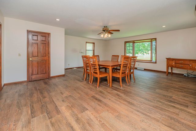 6651 E NEW HAVEN RD, Columbia, MO 65201