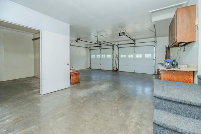 6651 E NEW HAVEN RD, Columbia, MO 65201
