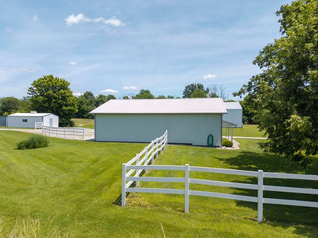 6651 E NEW HAVEN RD, Columbia, MO 65201