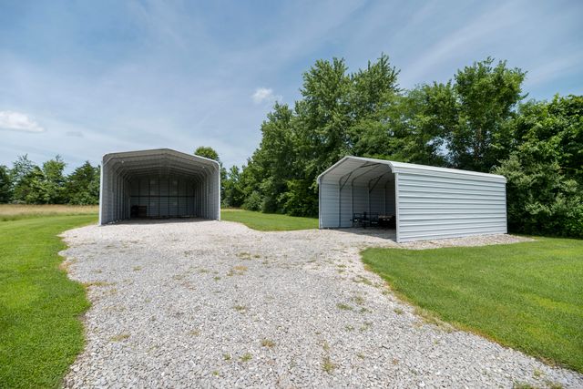 6651 E NEW HAVEN RD, Columbia, MO 65201