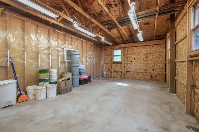 1332 Royce Avenue, Kalamazoo, MI 49001