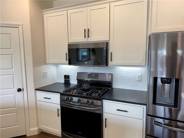 2101 Tallgrass Terrace, Centerton, AR 72719