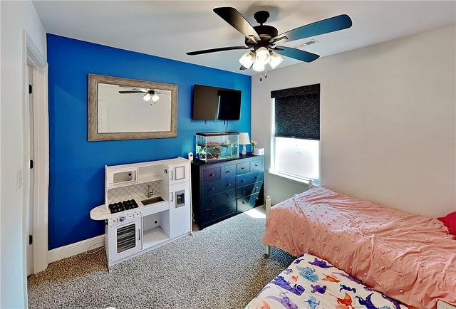 2101 Tallgrass Terrace, Centerton, AR 72719