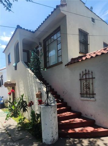 7003 Mission, Huntington Park, CA 90255