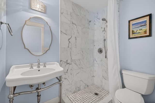 4524 NE 22nd Road, Fort Lauderdale, FL 33308