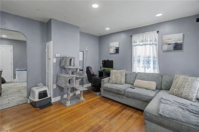 1 Hale Street, Providence, RI 02909
