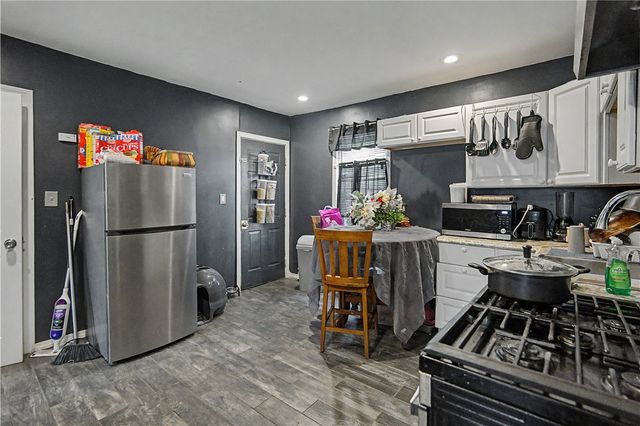 1 Hale Street, Providence, RI 02909