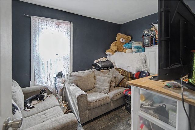 1 Hale Street, Providence, RI 02909