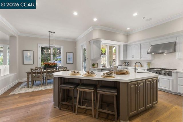 28 Kimberley Pl, Alamo, CA 94507