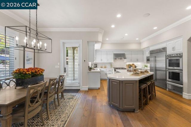 28 Kimberley Pl, Alamo, CA 94507