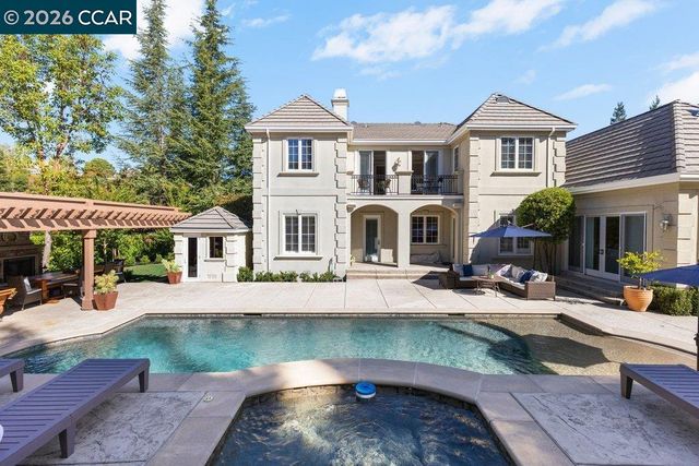 28 Kimberley Pl, Alamo, CA 94507
