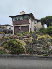 105 Roberts Avenue, Monterey, CA 93940