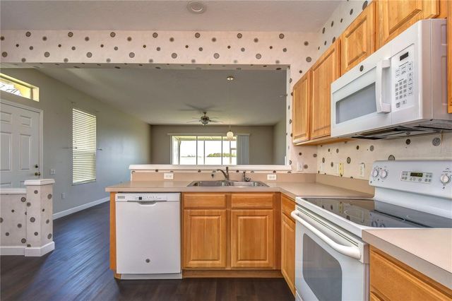 4744 POND RIDGE DRIVE 1, Riverview, FL 33578
