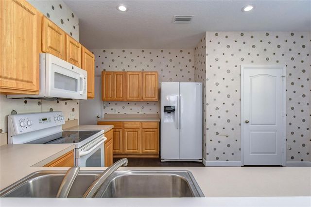 4744 POND RIDGE DRIVE 1, Riverview, FL 33578
