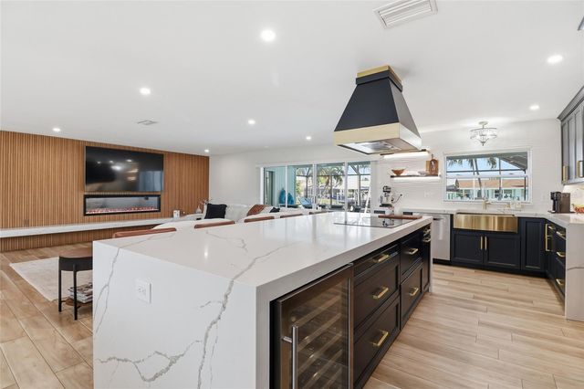 4111 PLUMOSA TERRACE, Bradenton, FL 34210