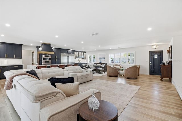 4111 PLUMOSA TERRACE, Bradenton, FL 34210