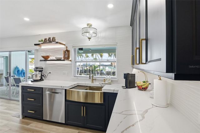 4111 PLUMOSA TERRACE, Bradenton, FL 34210