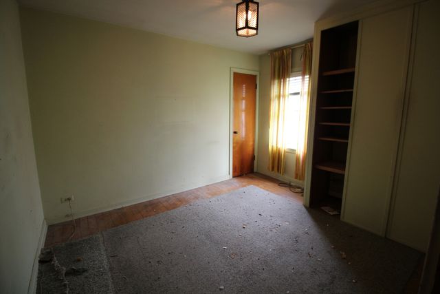 5615 S Nordica Avenue, Chicago, IL 60638