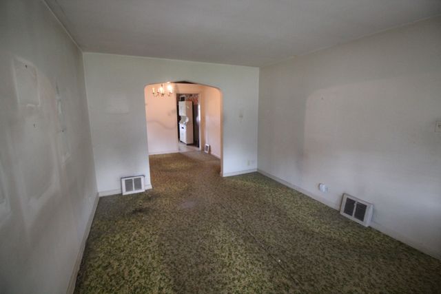 5615 S Nordica Avenue, Chicago, IL 60638