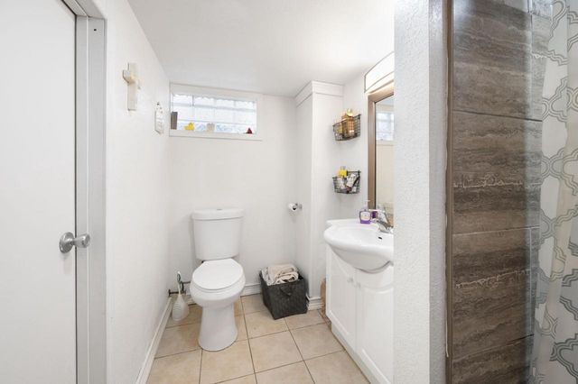 310 Hyde Park AVENUE, Waukesha, WI 53188