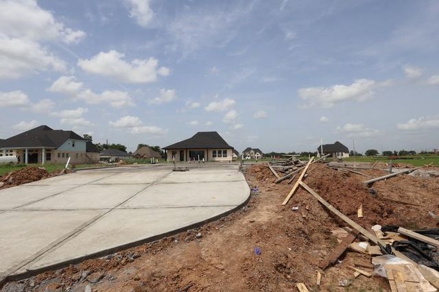 2110 Shadow Falls Drive, Missouri City, TX 77459